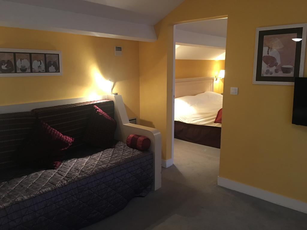 Bagnoles - Contact Hotel Bagnoles de l'Orne Normandie
